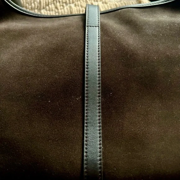 Gucci “Jackie” Vintage Bag.  Brown suede, bamboo handle, and rare crab clasp. - Picture 7 of 12